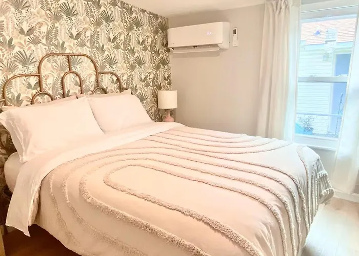 Villa The Cozy Cottage- Close To Everything! Pensacola