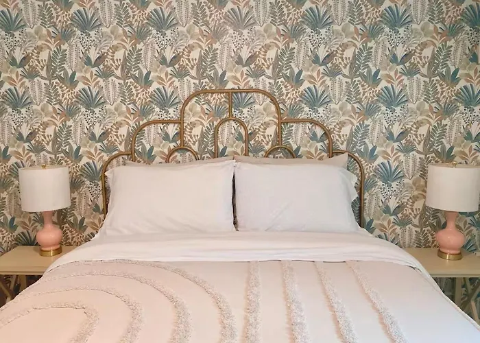 The Cozy Cottage- Close To Everything! Villa